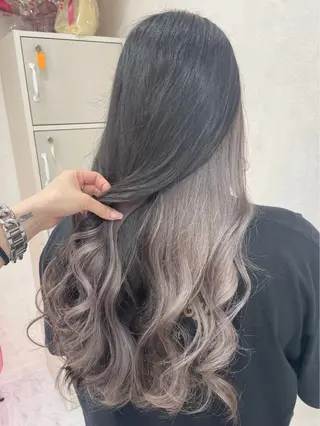 ロング 🥀レイヤー/ブリー チカラー/ゆうか🥀のヘアスタイル