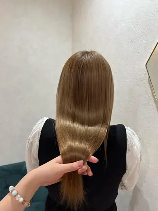 ロング カラー ARIA💎縮毛矯正 ブリーチ💎複雑履歴のヘアスタイル