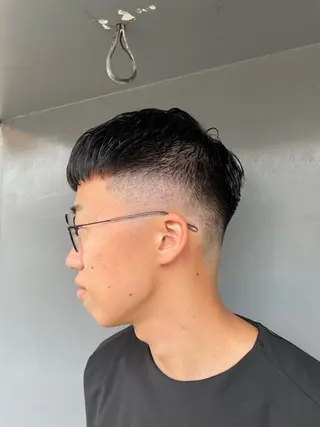 ショート メンズ FADE&LINE登戸店所属・🔥メンズ専門 美容師🔥 柳澤陵心のヘアスタイル