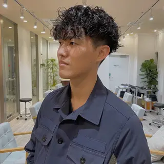 パーマ メンズ カネタカ マサキのヘアスタイル