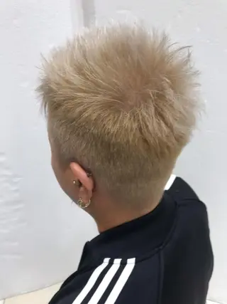 ショート カラー 髪質改善カラーリスト /根本雄貴のヘアスタイル