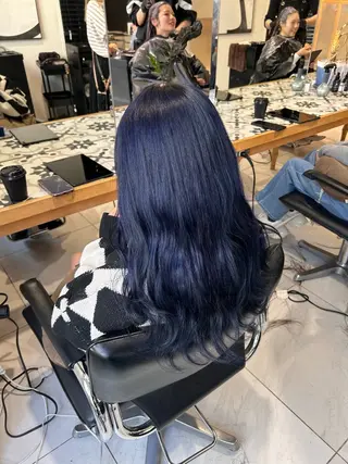 カラー miko🪽地毛風/ ハイトーン/レイヤーのヘアスタイル