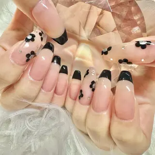 ネイル 🤎CHARME NAIL🤎のネイルデザイン