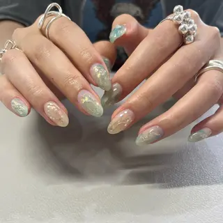 ネイル Ray. ちゅるん系ニュアンスのネイルデザイン