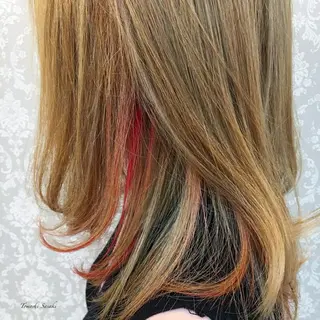 カラー ササキ トモシのヘアスタイル