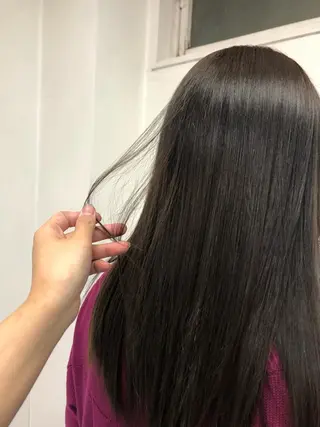 セミロング カラー CoCooN Hiromiのヘアスタイル