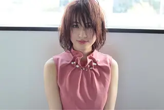 ミディアム カラー ハイトーン/レイヤー /ケアブリーチ石川治のヘアスタイル