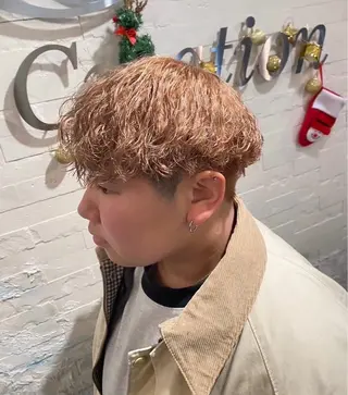 カラー メンズ 韓国ヘア特化🇰🇷 似合わせカットパーマのヘアスタイル