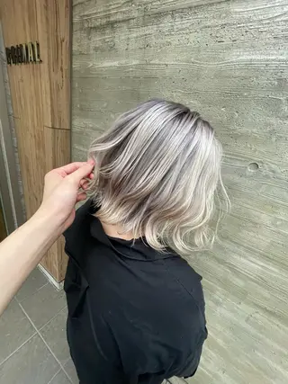 ショート カラー オージュアソムリエ DAIKI⭐️のヘアスタイル