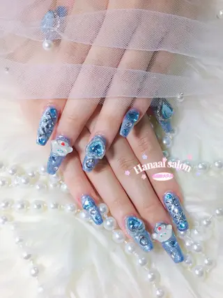 ミディアム Hanaai Salon新大久保店のネイルデザイン