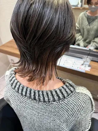 ミディアム カラー 🐺ウルフ× ハイトーン🐺MOEのヘアスタイル