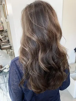 ロング エクステ（レミー毛） NINEのヘアスタイル