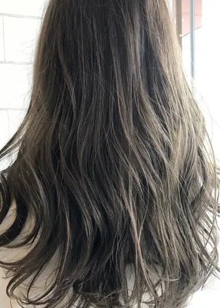 カラー 横倉 宏樹のヘアスタイル