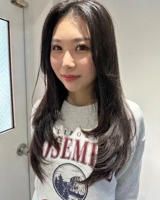 セミロング カラー 海外風 レイヤー 💠MIKUのヘアスタイル