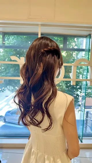 セミロング ヘアアレンジ 🤎ハイライト/ 艶カラー/銀座🤎のヘアスタイル