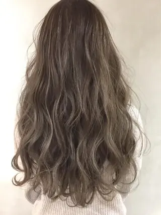 ロング みつゆ 表参道/原宿のヘアスタイル