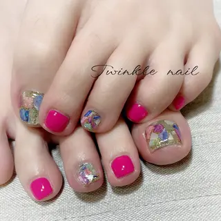 ネイル 中井 綾香の眉毛・アイブロウイメージ