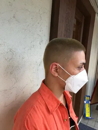 ショート カラー メンズ 万都里 MATSURIのヘアスタイル