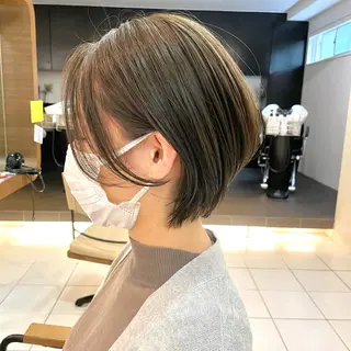 ショート カラー 透明感カラー/ 寺田千雅子のヘアスタイル