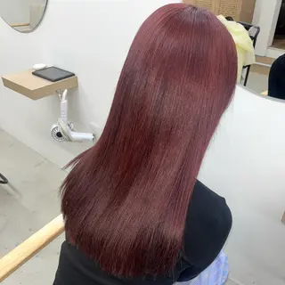 カラー RUA 🪽🤍のヘアスタイル