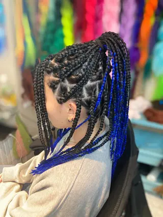 ミディアム scamp所属・井島 翠のヘアスタイル