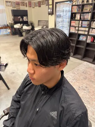 ショート パーマ メンズ 沖縄メンズ美容室SILLY所属・玉那覇 啓斗のヘアスタイル