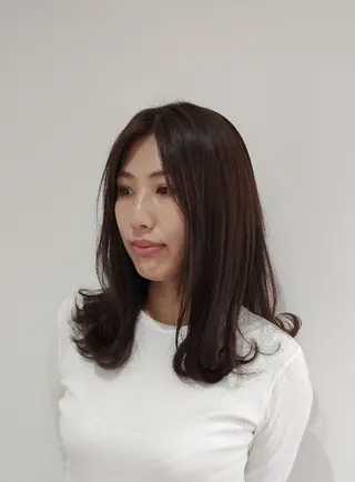 ミディアム here.春日井店所属・here. ツタのヘアスタイル