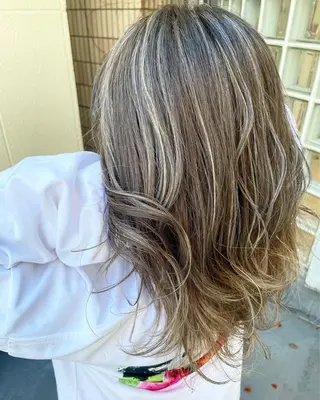 ロング カラー arrow🖤 もえみのヘアスタイル