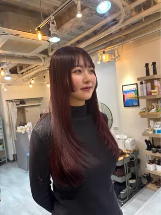 ロング lou  by  revo所属・カット無料❗️🫧 由姫🫧のヘアスタイル