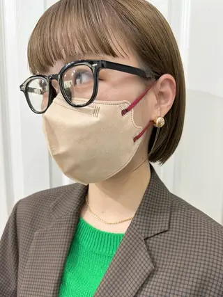 ショート カラー kai .のヘアスタイル