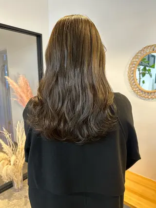 セミロング yuika .のヘアスタイル