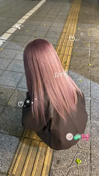 ロング カラー 🍓ハイトーンカラー 🎀nene🍓のヘアスタイル