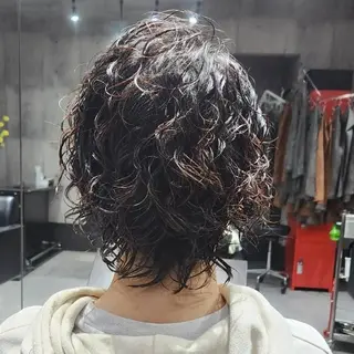 パーマ 高橋嵐 プラスイズムヴェレンのヘアスタイル