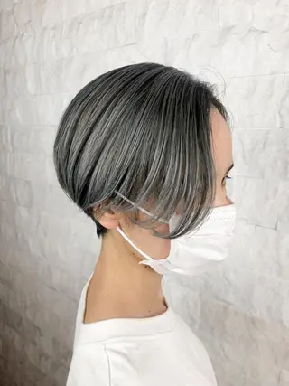 ショート 圧倒的美髪ストレート ツダケイタロウのヘアスタイル