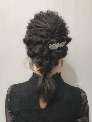 ミディアム カラー ヘアアレンジ .. meiのヘアスタイル