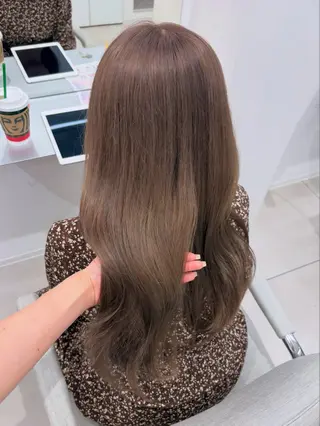 ロング 透明感color♡ Ibukiのヘアスタイル