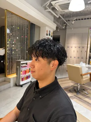メンズ ヘアーメイクウィル野田阪神店所属・Yuu/髪質改善 デザインカラーのヘアスタイル