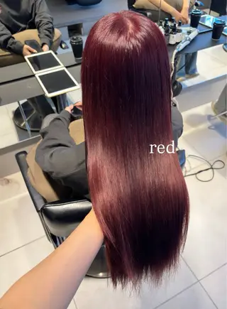 カラー ハイトーン/ レイヤーカットyuiのヘアスタイル