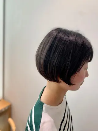 ショート カラー ヘアアレンジ GO TODAY SHAiRE SALON 梅田店所属・柔らかくすみカラー ボブ/ショートのヘアスタイル