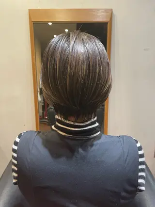 ショート アンダーバーホワイト上本町所属・園田 としきのヘアスタイル