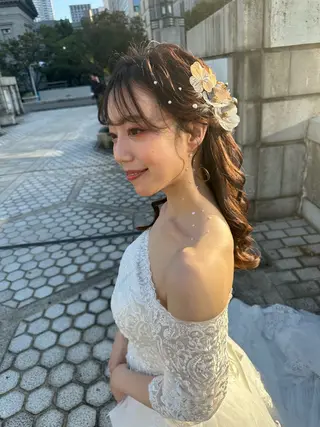 ヘアアレンジ 楢本 彩耶のネイルデザイン