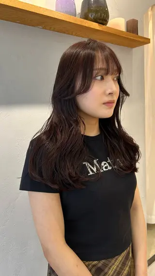 ロング カラー Lomalia Moemiのヘアスタイル