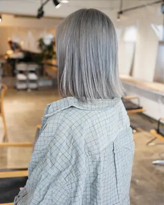 ミディアム カラー ハイトーン/レイヤー /ケアブリーチ石川治のヘアスタイル