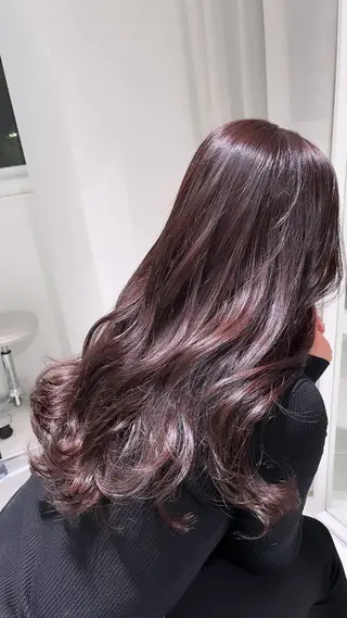 ロング カラー 🍓ハイトーンカラー 🎀nene🍓のヘアスタイル