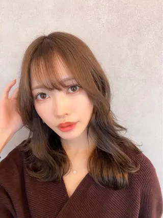 セミロング カラー 新宿/韓国風レイヤー 髪質改善/渋谷直樹のヘアスタイル