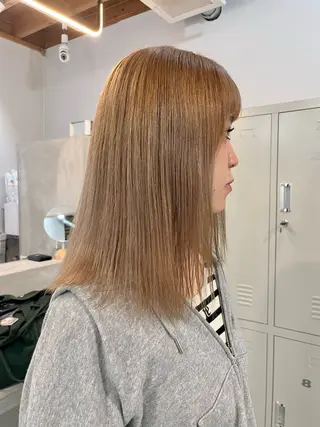 セミロング ブリーチなしカラー ダブルカラーエクステのヘアスタイル