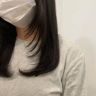 ロング カラー サクライ オトカのヘアスタイル