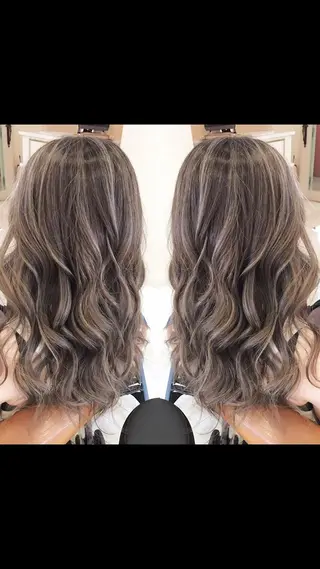 ロング カラー rollen所属・美魔女 美容師NAOのヘアスタイル