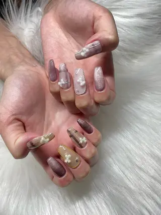 ネイル オーロラ所属・YUI nailのネイルデザイン
