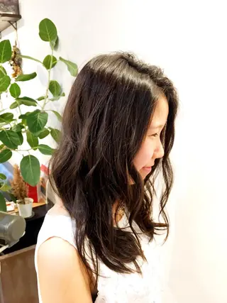 ロング Lanahairsalon IWATSUKA所属・ヨナハ セイヤのヘアスタイル